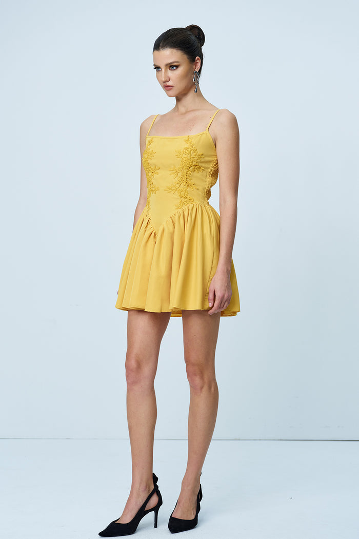 Ann Spaghetti Ruch Flower Mini Dress