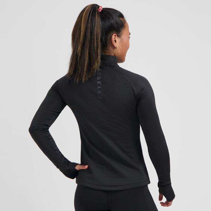 Rogelli Essential hardlooptop lange mouw dames zwart gedragen achterkant.