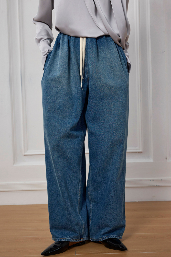 Raquel Ruch Barrel Jeans